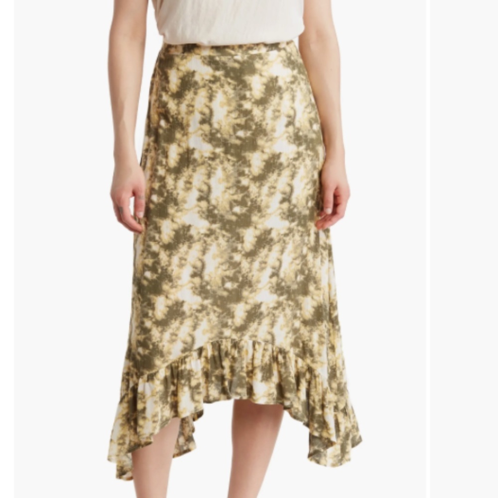 NWT Bobeau Ruffle Sharkbite Skirt OLIVE TIE DYE Small Size 4